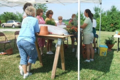 On June 23, 2007 the Shiloh Spurs sponsored their 3rd Annual Women in the Outdoors Event at the Henry White Experimental Farm. Speakers and activities included several activities