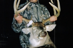 Shiloh Spurs JAKE Member Keith Wolf 8 point buck 2006 Shotgun Season Hamilton County, Illinois.